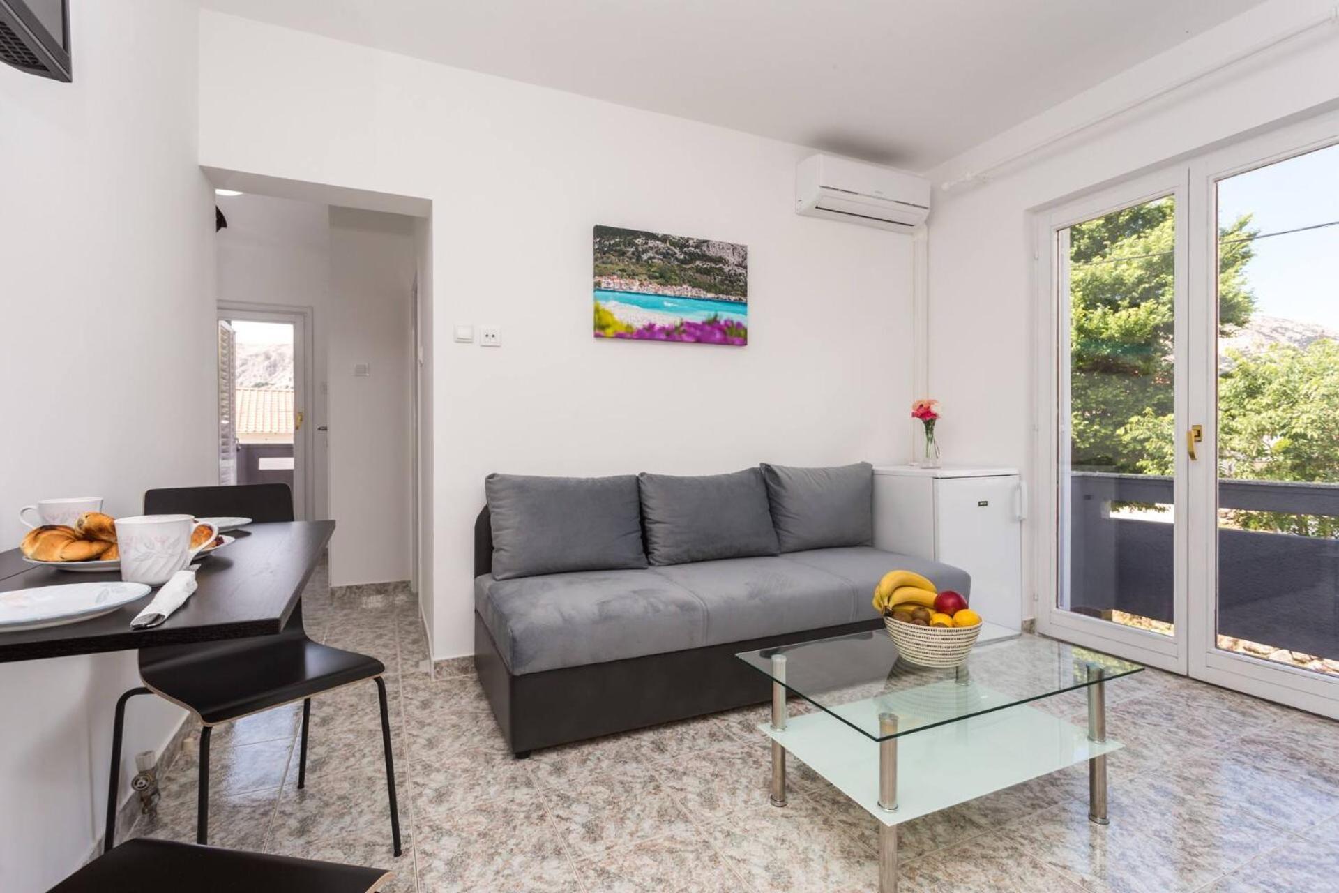 Apartments Bernardeta 2 Baska  Ngoại thất bức ảnh