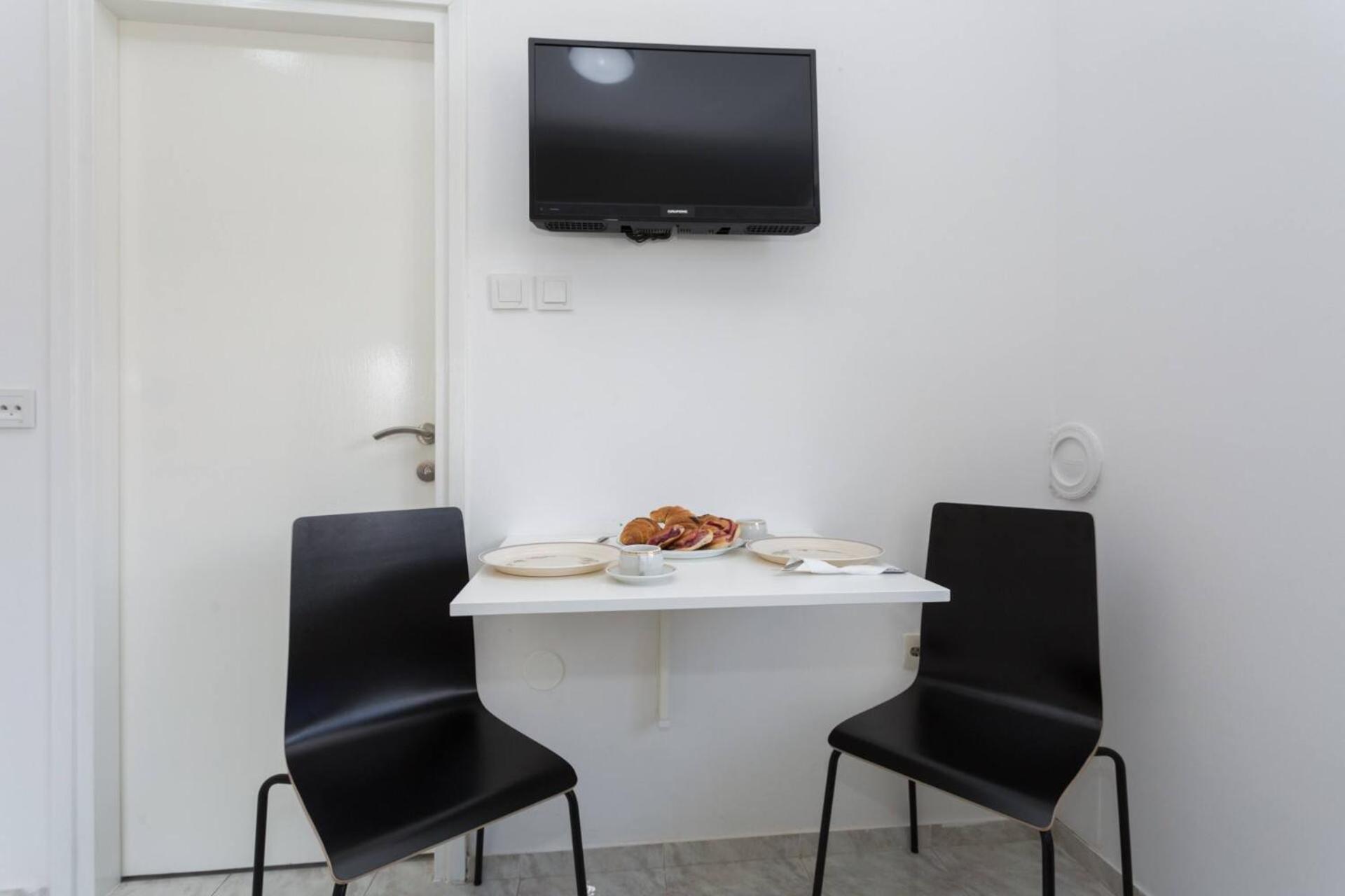 Apartments Bernardeta 2 Baska  Ngoại thất bức ảnh