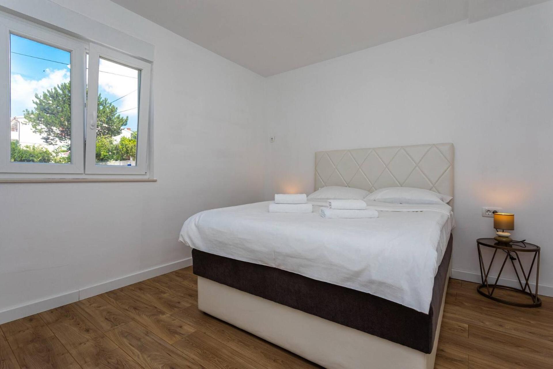 Apartments Bernardeta 2 Baska  Ngoại thất bức ảnh