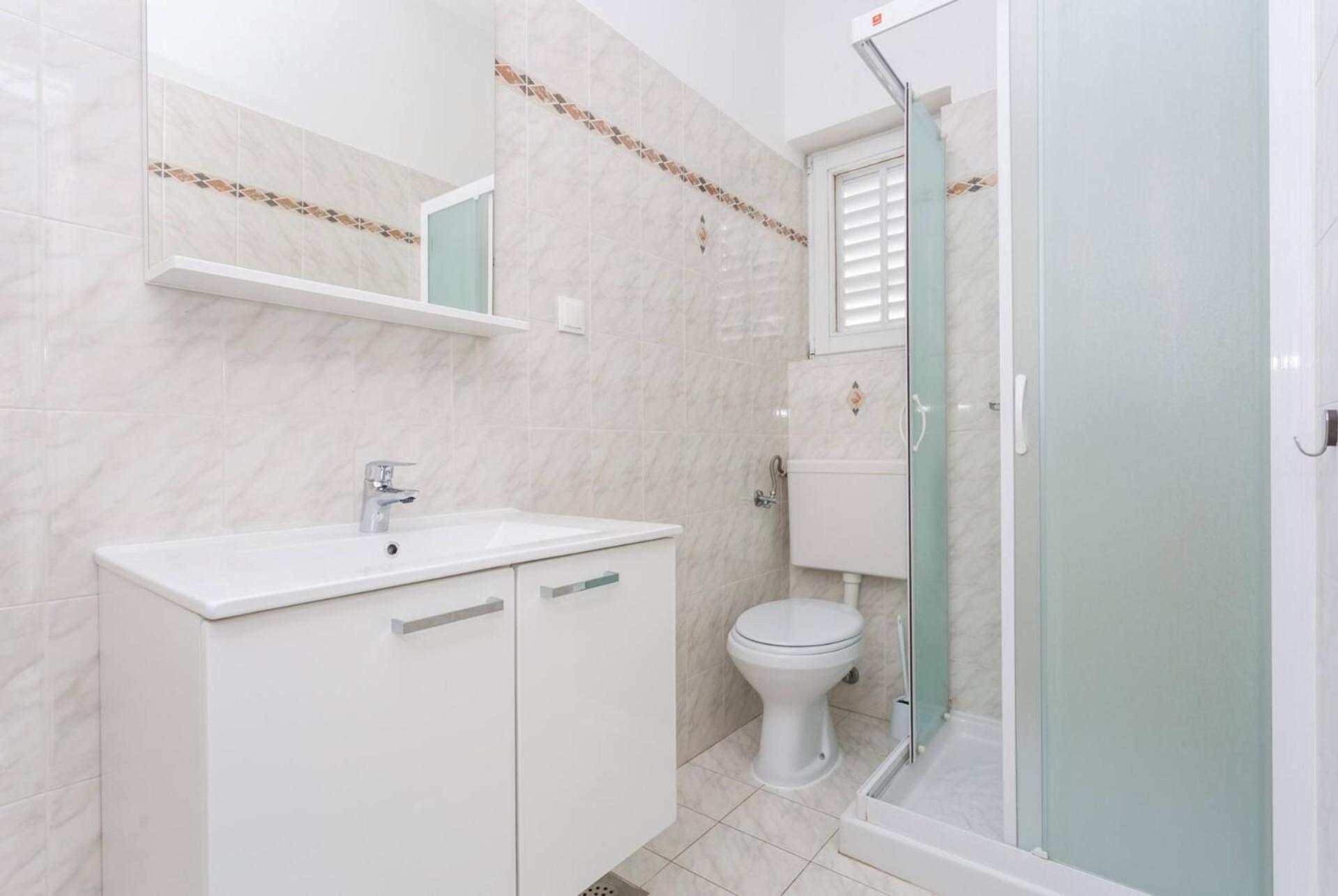 Apartments Bernardeta 2 Baska  Ngoại thất bức ảnh