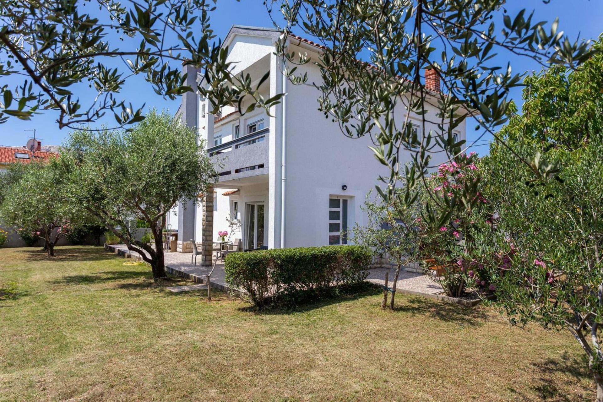 Apartments Bernardeta 2 Baska  Ngoại thất bức ảnh