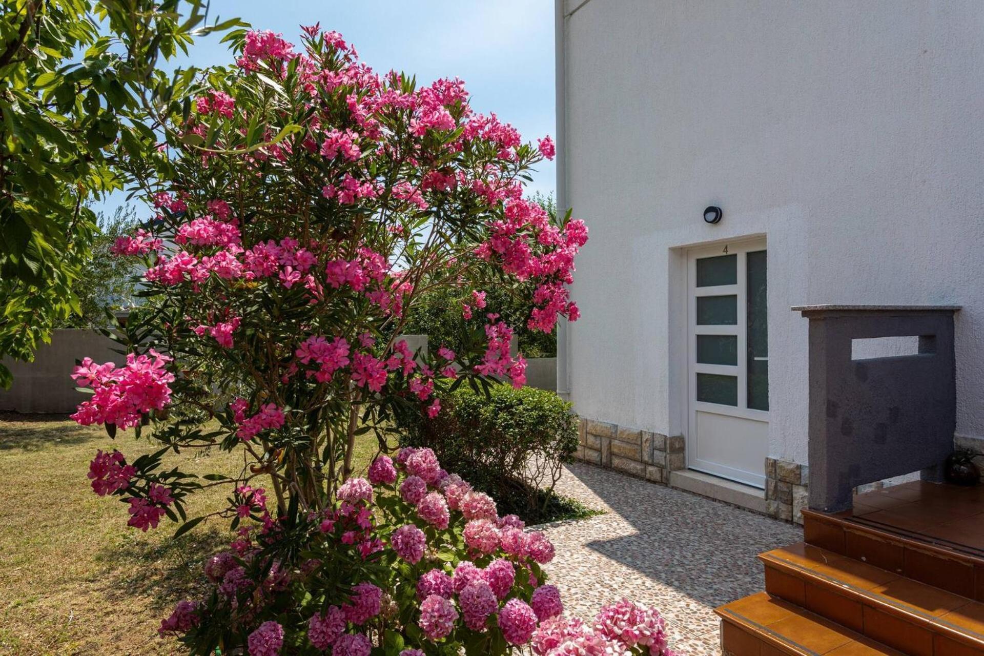 Apartments Bernardeta 2 Baska  Ngoại thất bức ảnh