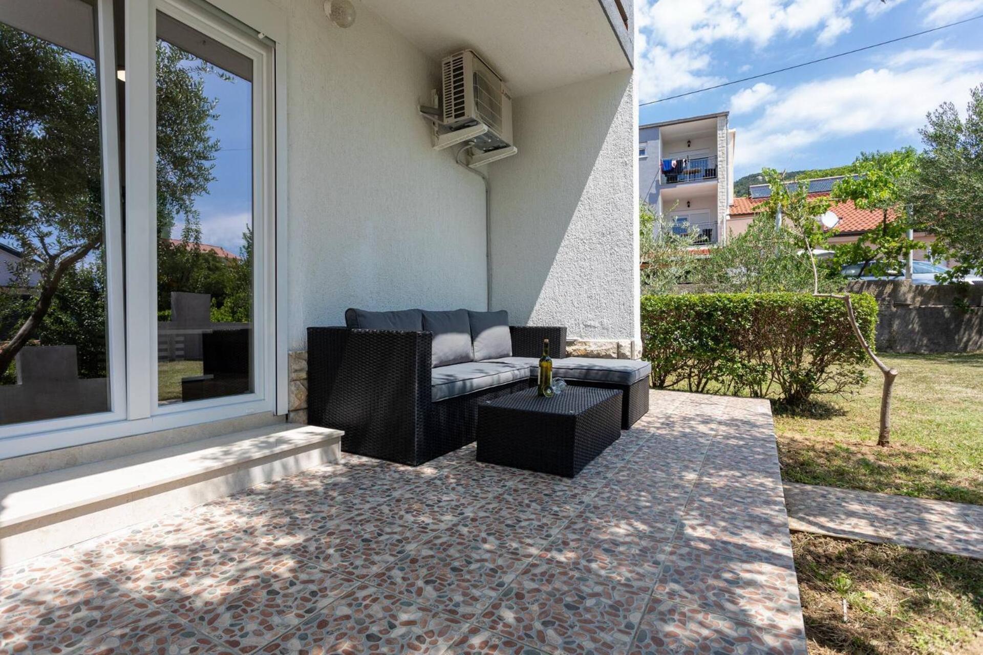 Apartments Bernardeta 2 Baska  Ngoại thất bức ảnh