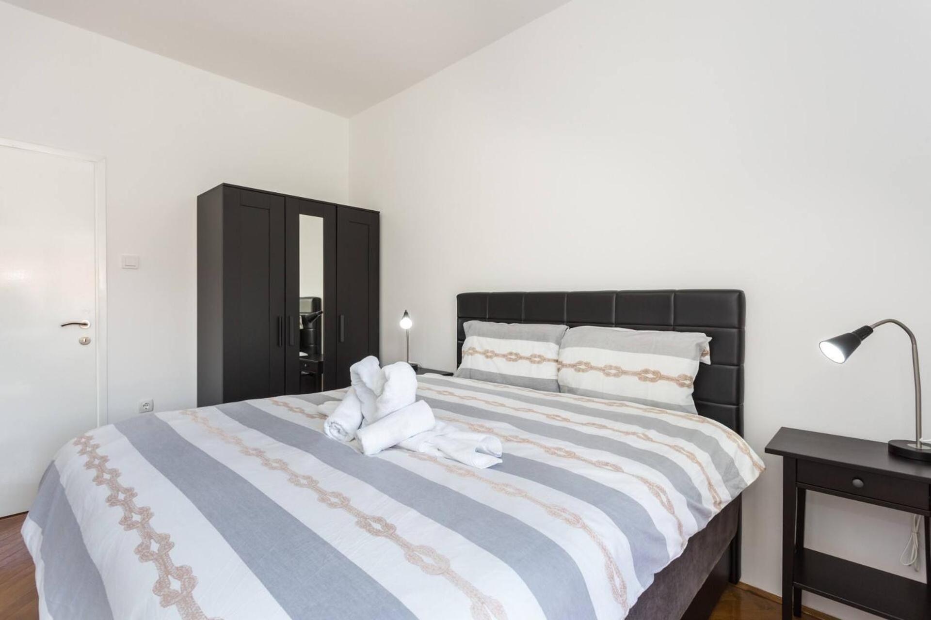 Apartments Bernardeta 2 Baska  Ngoại thất bức ảnh