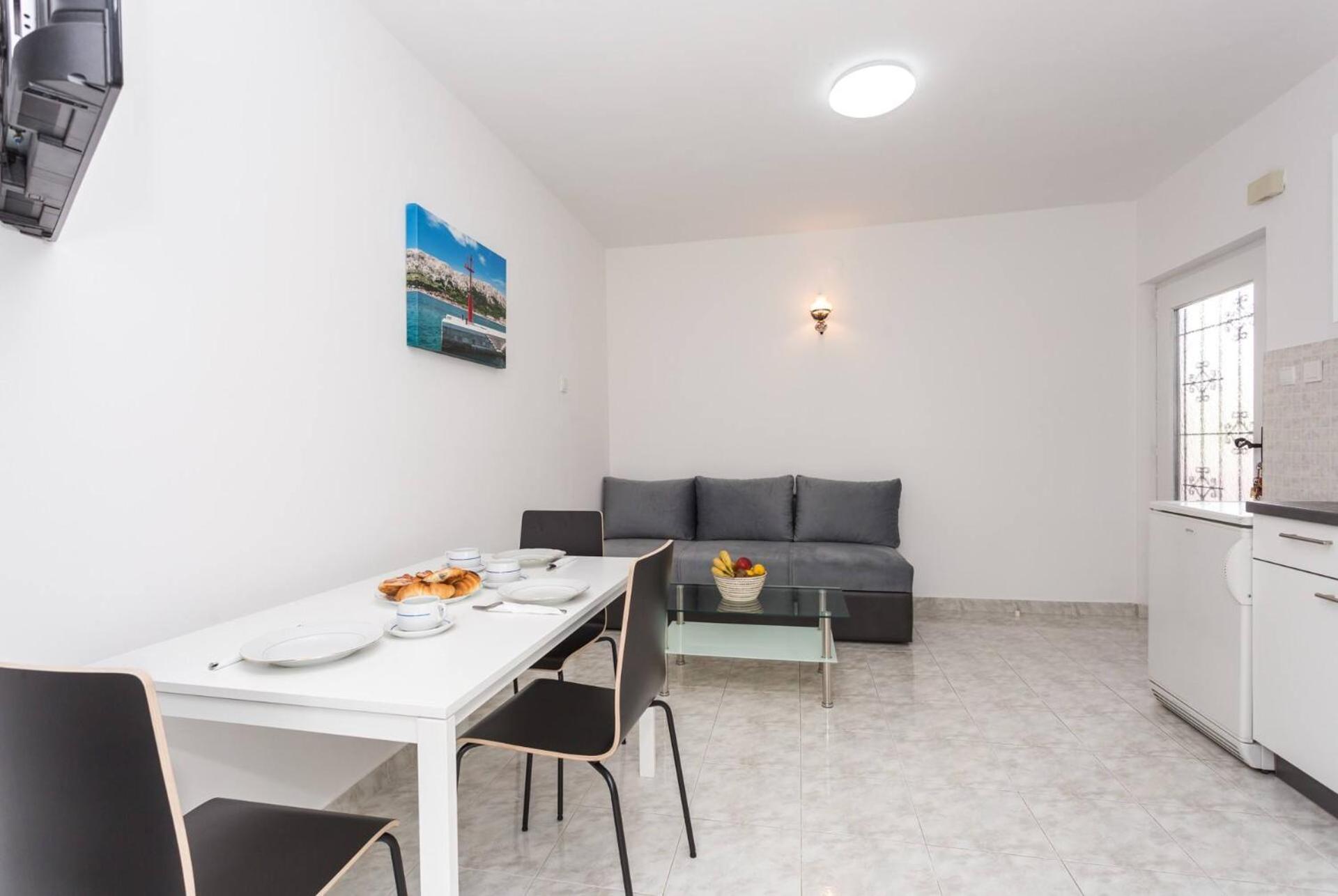 Apartments Bernardeta 2 Baska  Ngoại thất bức ảnh